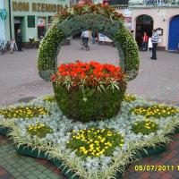 kosz kwiatowy z serwetą 7