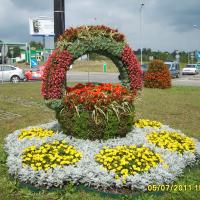 kosz kwiatowy z serwetą 9